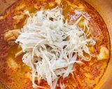รูปขั้นตอนการทำที่ 2 ของ แกงป่าไก่หน่อไม้ดอง By แม่บ้าน