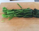 A picture of step 4 of Spinach with Sesame Seed Dressing.