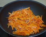 Foto langkah ke 3 dari resep Mie Goreng Burung Dara.