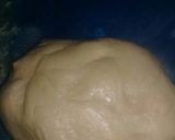 Foto langkah ke 2 dari resep Pizza keju jagung sosis creamy.