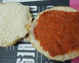 Foto del paso 1 de la receta Bocadillo de sobrasada y tomate rallado