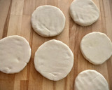 Foto del paso 7 de la receta: Cena venezolana-colombiana: Tequeños, arepas y aborrajados