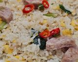 รูปขั้นตอนการทำที่ 4 ของ ข้าวผัดแหนม