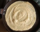 A picture of step 3 of Paneer stuffed moong dal chilla.