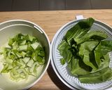 Foto langkah ke 2 dari resep Bok choy stir fry and topping with sauce.
