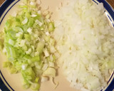 Foto del paso 3 de la receta: Tortilla de bacalao con pimiento rojo y alcachofas