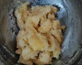 Foto langkah ke 1 dari resep Choco Banana Muffin.