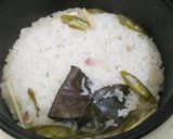Foto langkah ke 5 dari resep Nasi Liwet Rice Cooker.