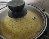 Foto langkah ke 5 dari resep Martabak Manis Teflon.