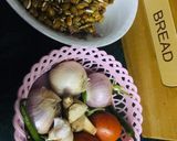 A picture of step 1 of Same ki phali ke salan.