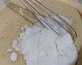 A picture of step 7 of Strawberry Crumble Cake Tart.