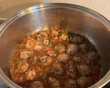 Foto del paso 3 de la receta: Albóndigas de ternera en salsita🥖🧆