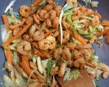 Φωτογραφία βήματος 4 της συνταγής Stir fry με καυτερές γαρίδες