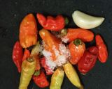 Foto langkah ke 1 dari resep 6. Sambal Ayam Geprek.