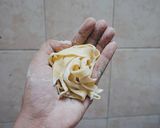 Foto langkah ke 3 dari resep Fettuccine Bolognaise Home-made.
