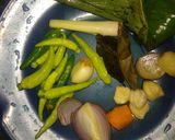 Foto langkah ke 1 dari resep Gulai Kuning Tahu dan Telur.