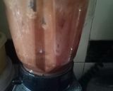 A picture of step 2 of Banana and nutella milk shake.