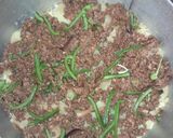A picture of step 5 of Cheesy ground beef and potatoes.