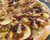 Une image de l'étape 5 de Pizza Camembert/Pomme.