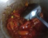 Foto langkah ke 3 dari resep Ikan gembung tumis tomat.