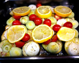 Foto del paso 4 de la receta: Gallo al horno sobre almohadilla de verduras fácil
