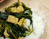 Foto langkah ke 6 dari resep Tumis Daun Tela dan Tahu Susu.