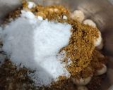 A picture of step 4 of Dhaniya Panjiri.