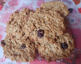 Foto del paso 3 de la receta: Galletitas de Avena y Manzana con pasas de uvas
