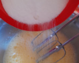 Foto del paso 1 de la receta: Bizcochuelo de limón fácil