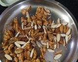 केसर ड्राई फ्रूट्स केक(Kesar dryfruts cake recipe in Hindi) रेसिपी चरण 3 फोटो
