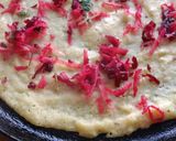 A picture of step 4 of Moong dal chilla.