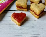 Gesztenyés-diós linzer cseresznye lekvárral gluténmentesen recept fázis 3 fotója