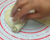 A picture of step 3 of Frozen Crispy Paratha.