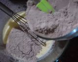 A picture of step 4 of Chocolate cake popsicles.
