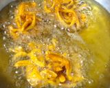 A picture of step 7 of Onion Pakoda.