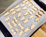 A picture of step 7 of Gingerbread cookies.