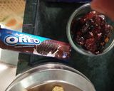 A picture of step 1 of Oreo dates fusion bites.