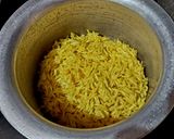 A picture of step 1 of Bashonti Pulao (Basanti Pulao).
