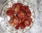 A picture of step 2 of Peri peri sauce with tomato.