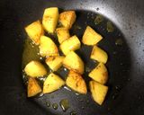 A picture of step 2 of Echorer Muri Ghonto (Green Jackfruit Cooked with Basmati Rice - Bong Style).