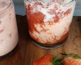 Foto langkah ke 3 dari resep Strawberry Yakult.