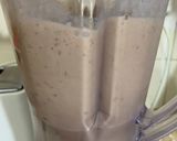 A picture of step 3 of Milo Banana shake.