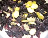A picture of step 1 of Zobo drink.