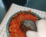 Foto langkah ke 2 dari resep Sambal bawang klasik.