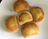 Foto langkah ke 4 dari resep Roti Goreng Coklat Keju Lumer Mudah dan Enak.