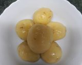 A picture of step 1 of Aloo Tikki Chaat.