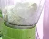 Foto langkah ke 2 dari resep Greentea frappuccino.
