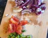 A picture of step 2 of Masala bread omelette.