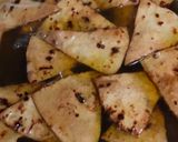 चपाती चिप्स(chapati chips recipe in hindi) रेसिपी चरण 2 फोटो