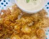 A picture of step 7 of Crispy fried prawns wrapped with rice vermicelli.